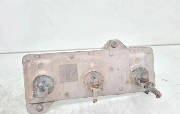 Coolant fan relay