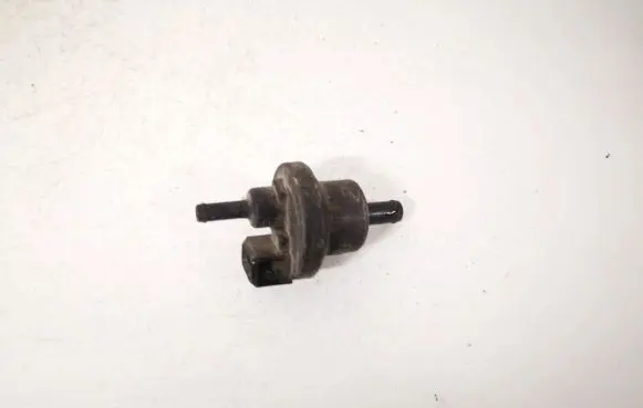 Volkswagen Polo III 6N 6N2 6NF Valve vacuum 0280142156