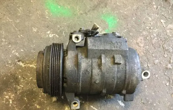 BMW X5 E53 Air conditioning (A/C) compressor (pump) 6909628