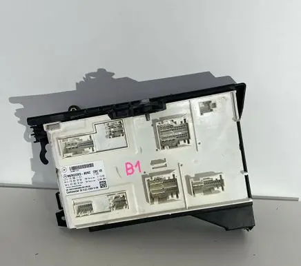 Mercedes-Benz A W176 Comfort/convenience module A1769001101 A1769012000