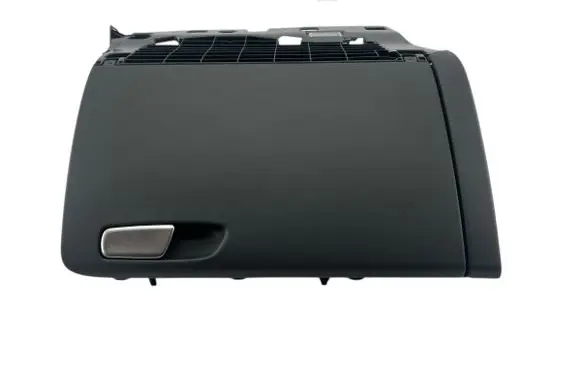 Glove box