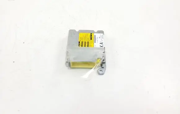 Toyota Avensis T270 Airbag control unit/module 8917005250