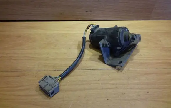 Opel Omega B1 Accelerator pedal position sensor 0205001039