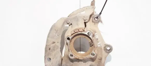 BMW 5 E39 Front wheel hub