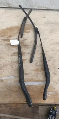 Mercedes-Benz Citan II Front wiper blade arm 288813531R