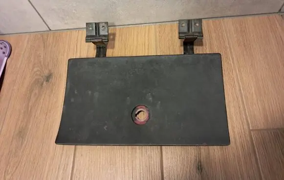 Chevrolet Corvette Glove box