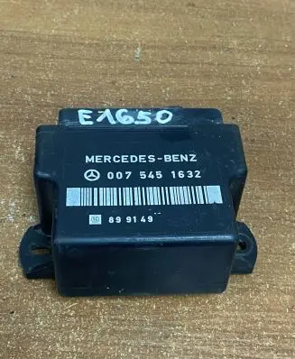 Mercedes-Benz E W124 Glow plug pre-heat relay 0075451632 E1650