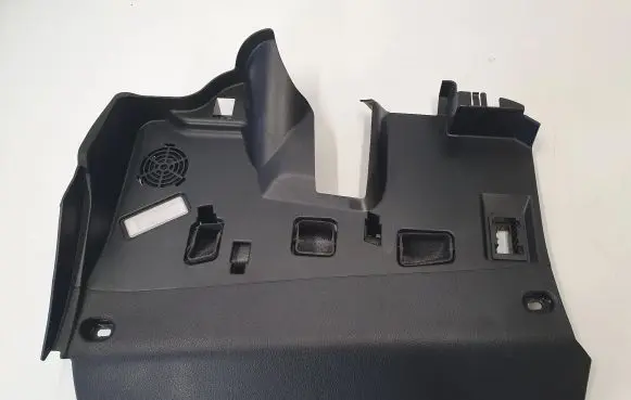Dashboard lower bottom trim panel