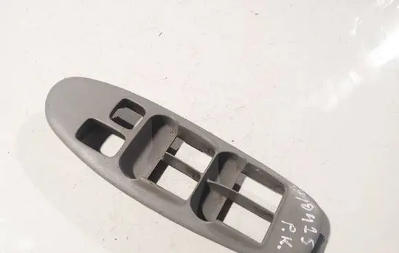 Nissan Almera Tino Front door window switch trim 80961bu400