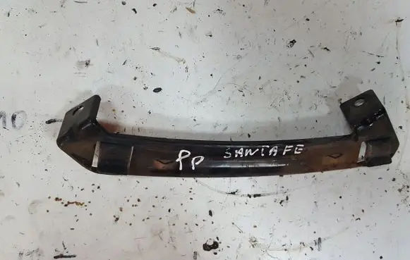 Hyundai Santa Fe Headlight/headlamp mounting bracket 