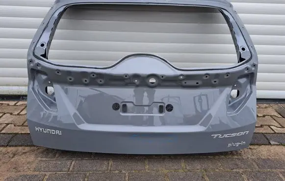 Hyundai Tucson IV NX4 Truck tailgate