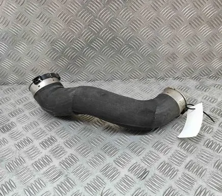 BMW X2 F39 Intercooler hose/pipe 7637197