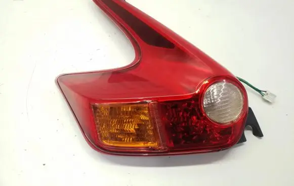 Nissan Juke I F15 Rear/tail lights W215W