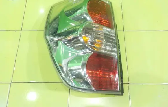 Suzuki Grand Vitara II Rear/tail lights 