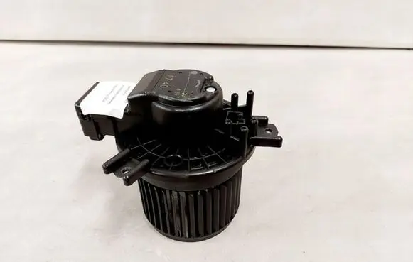 Suzuki Ignis Heater fan/blower