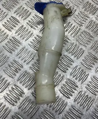 Volvo V70 Window washer liquid tank fill tube 9178568