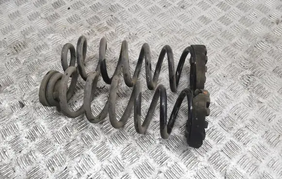 Jaguar XE Rear coil spring
