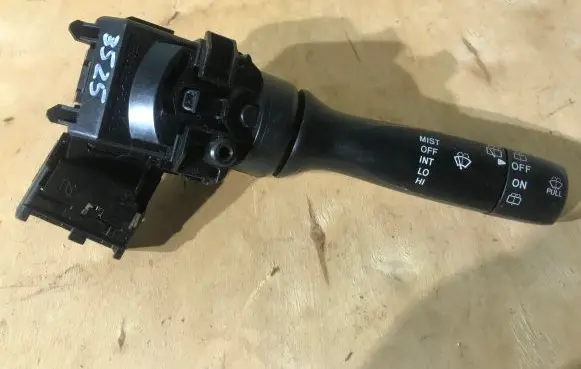Toyota Aygo AB10 Wiper control stalk 17F003 17F003LH A173848