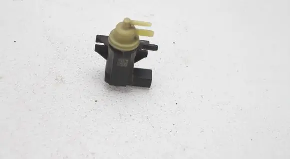 Skoda Yeti (5L) Turbo solenoid valve 03L131051BJ