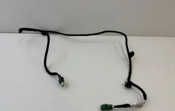 Peugeot 5008 II Panel wiring 9813831180