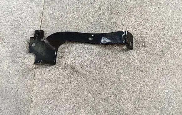 Volkswagen Arteon Fender mounting bracket 3G8804593