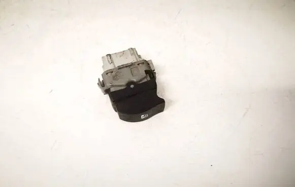 Renault Scenic II - Grand scenic II Electric window control switch 28082