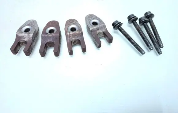 Volvo XC60 Fuel Injector clamp holder 