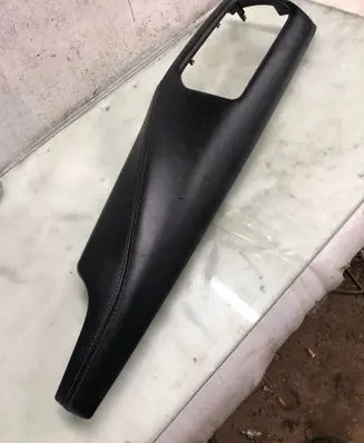 Nissan Qashqai J12 Panel trim 682116un0a