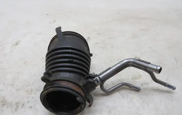 Honda CR-V Air intake hose/pipe