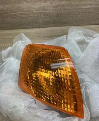 Volkswagen PASSAT B5 Front indicator light 3B0953050