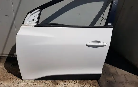 Hyundai ix35 Front door