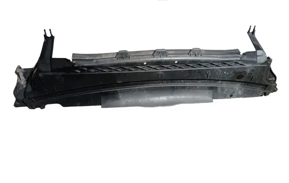 Volvo S60 Front bumper skid plate/under tray 09484067