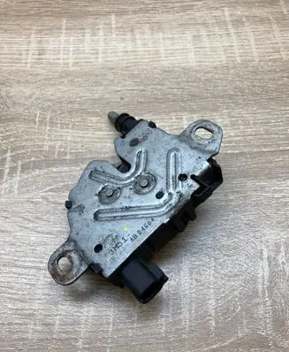 Ford Focus Engine bonnet/hood lock/catch 3M5116700AB