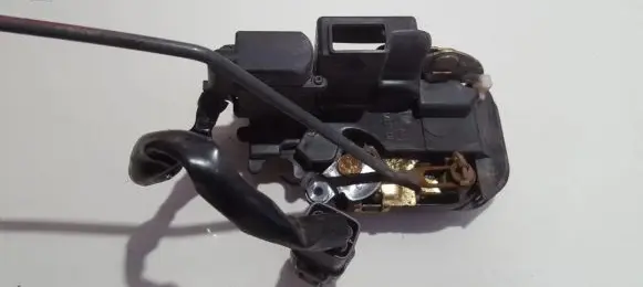 Front door lock