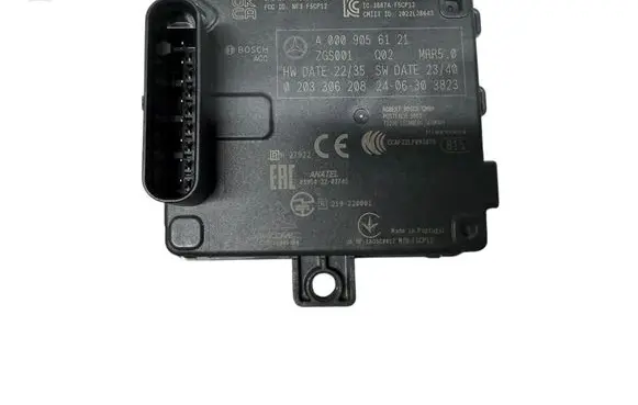 Mercedes-Benz V Class W447 Distronic sensor radar A0009056121 0009056121