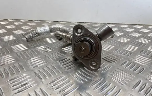 Ford Focus Fuel injection high pressure pump CM5G9D376GA