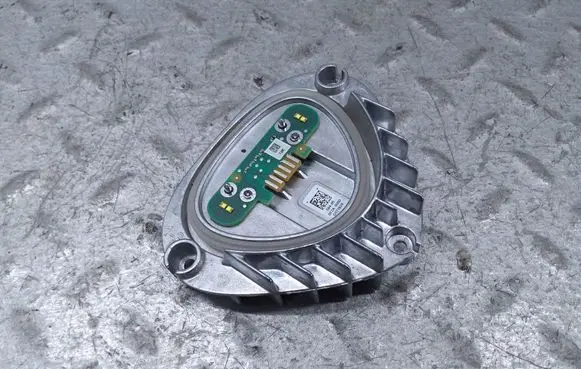 Headlight ballast module Xenon