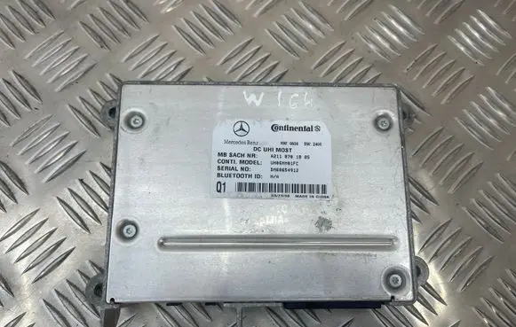 Mercedes-Benz ML W164 Bluetooth control unit module A2118701885