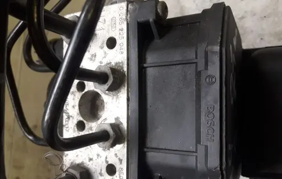 Audi A4 S4 B6 8E 8H ABS Pump 8E0611517