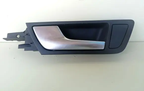 Audi Q5 SQ5 Rear door interior handle 8R0839019