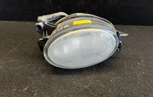 Mercedes-Benz R W251 Front fog light 0305077002