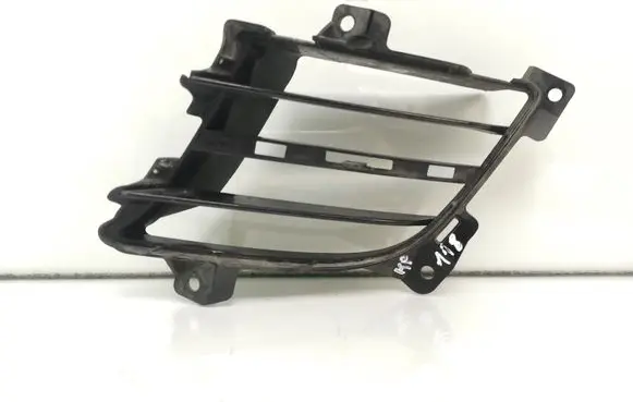 Mazda 6 Front bumper lower grill GAM750C22