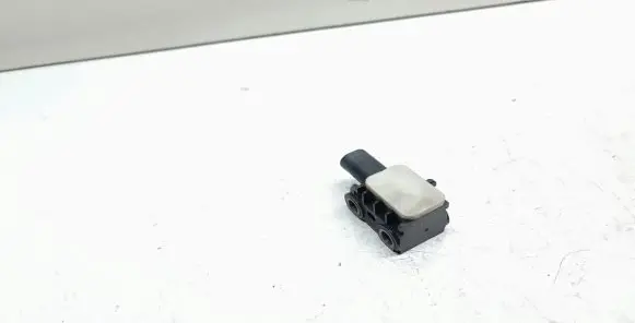 BMW X5 E70 Airbag deployment crash/impact sensor 9152262