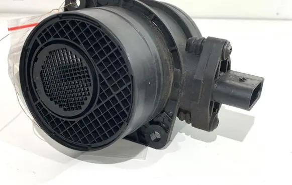 Volkswagen Golf V Mass air flow meter 0281002461
