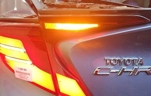 Toyota C-HR I Tailgate rear/tail lights 81590F413000 IMPRK1586969