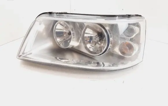 Volkswagen Transporter - Caravelle T5 Headlight/headlamp 0301195201