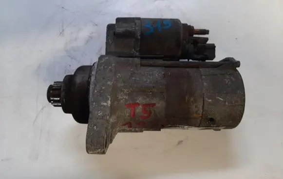 Volkswagen Golf V Starter motor 02Z911023H