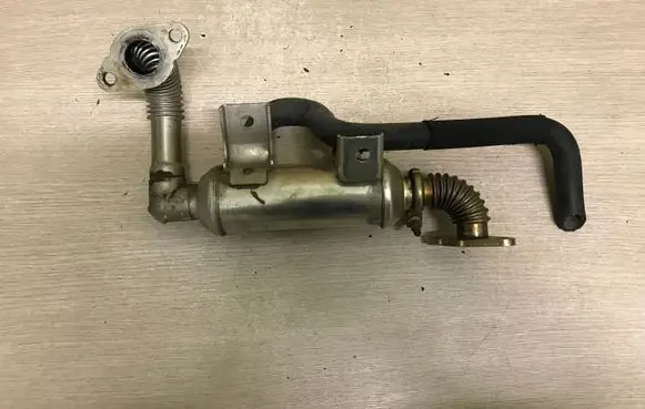 Ford Mondeo MK IV EGR valve cooler 4M5Q9F464BC