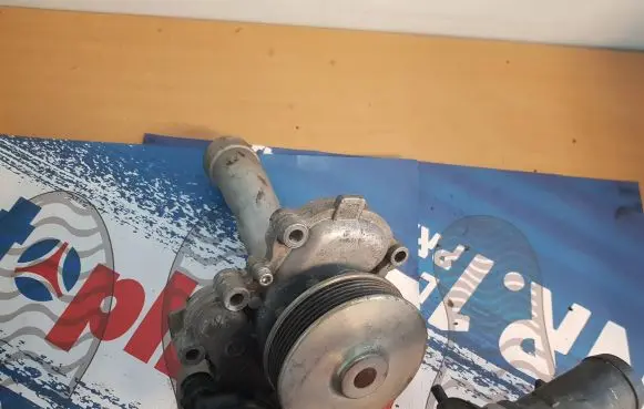 Jeep Grand Cherokee Water pump 68157161AASK1