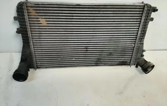 Volkswagen Golf VI Intercooler radiator 1K0145803T